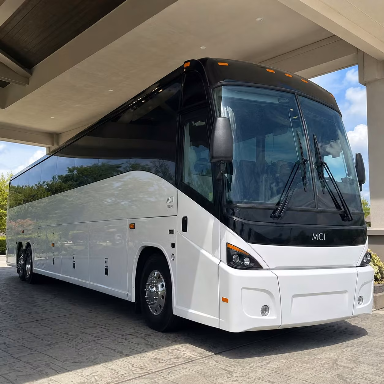 charter buses for fargo based military personnel transfers and base support