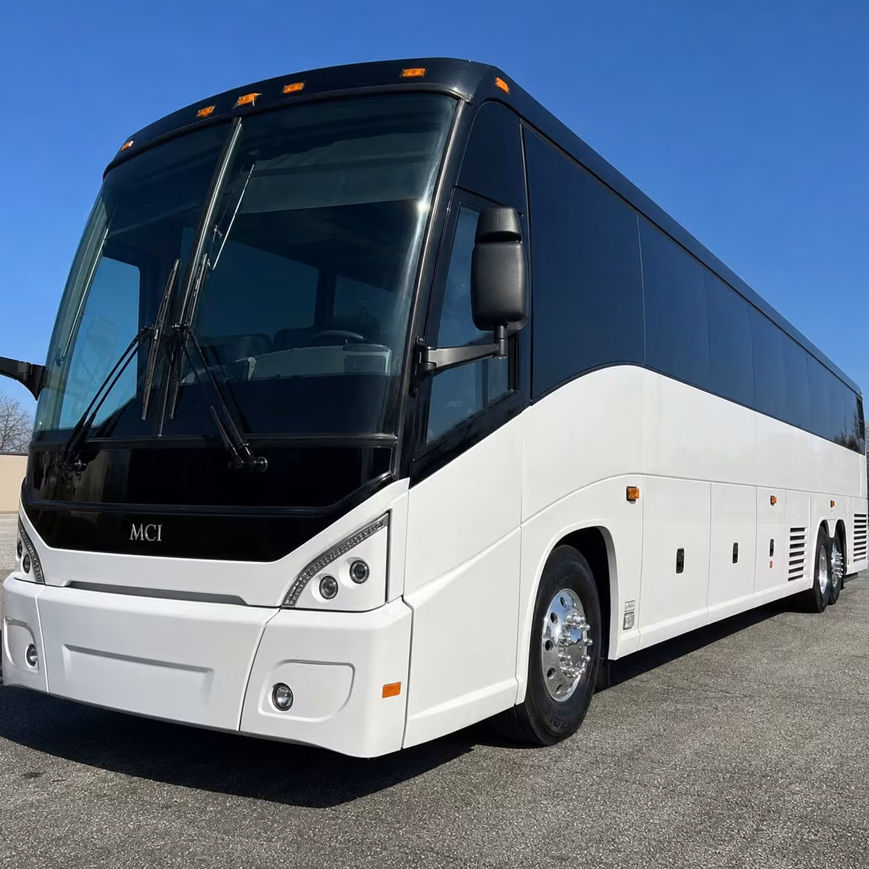 long distance airport transportation to and from fargo for regional groups