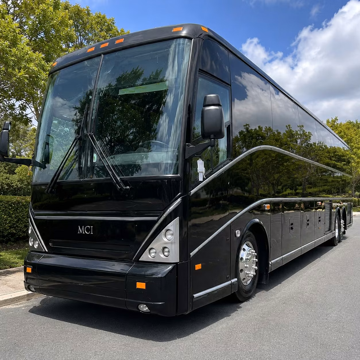 rent a charter bus for ndsu campus tours and college prep field trips