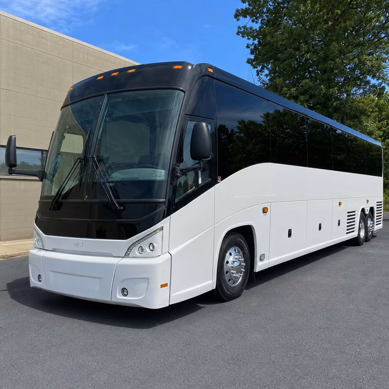 scheels arena concert shuttles for groups of every size